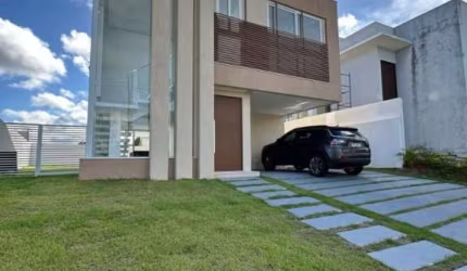 Encante-se com esta Exclusiva Residência em Alphaville Litoral Norte 2