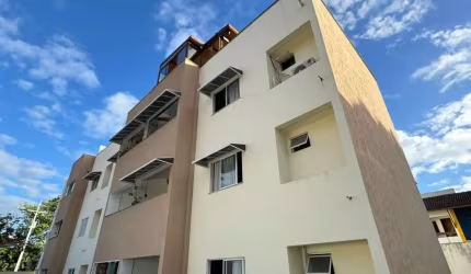 Cobertura à venda em Stella Maris. Duplex  Decorada  146 m² 2/4 sendo 1 suíte.