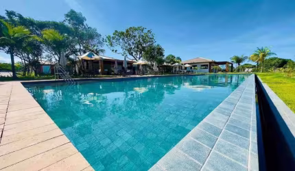 VILLAGE À VENDA EM PRAIA DO FORTE – CONDOMÍNIO VILA DO LAGO
