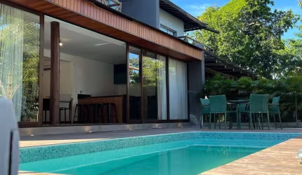 CASA À VENDA – 4 QUARTOS, 3 SUÍTES – CONDOMÍNIO ALTO DA ENSEADA, PRAIA DO FORTE