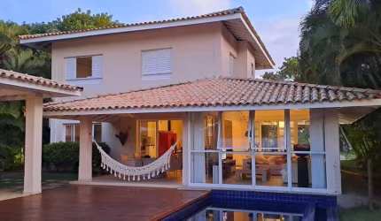 Casa de Alto Padrão no Complexo Hoteleiro Costa do Sauípe - Porteira Fechada