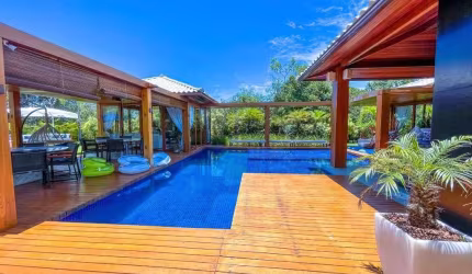 Casa dos sonhos à venda no Condomínio Ilha dos Pássaros – Praia do Forte