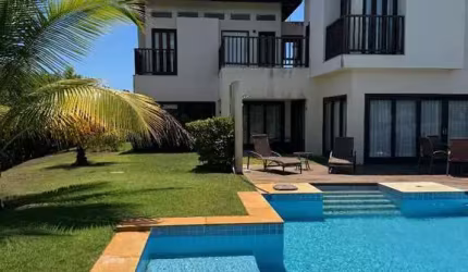 Casa de Alto Padrão à Venda no Condomínio Quintas de Sauípe Laguna