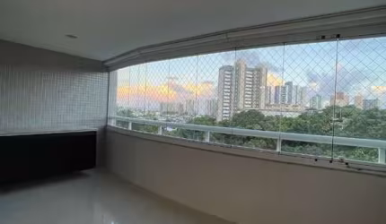 Apartamento à venda no Giardino Reale, em Patamares.