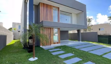 Casa à venda no Alphaville Litoral Norte 1.