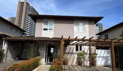 Casa com 4 dormitórios à venda, 374 m² por R$ 2.500.000 - Patamares - Salvador/BA