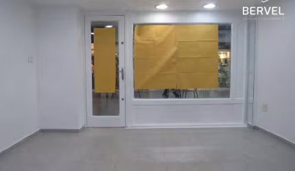 Ponto comercial com 1 sala à venda na Rua Visconde de Pirajá, 156, Ipanema, Rio de Janeiro por R$ 445.000