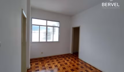 Apartamento com 2 quartos para alugar na Magalhães Castro, 160, Riachuelo, Rio de Janeiro por R$ 1.000