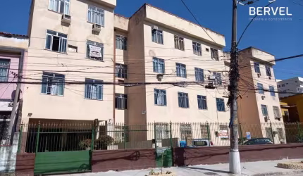 Apartamento com 3 quartos à venda na Conselheiro Paulino, 95, Olaria, Rio de Janeiro por R$ 210.000