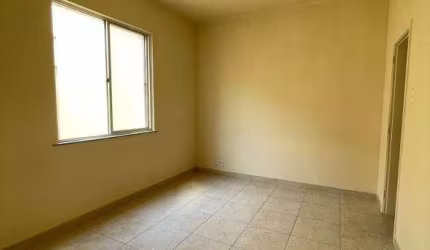 Apartamento com 3 dormitórios para alugar, 68 m² por R$ 1.944,04/mês - Encantado - Rio de Janeiro/RJ