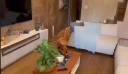 Imperdível oportunidade: Casa à venda em São Paulo-SP, Vila Carrão, 2 quartos, 2 salas, 1 vaga, 82m²