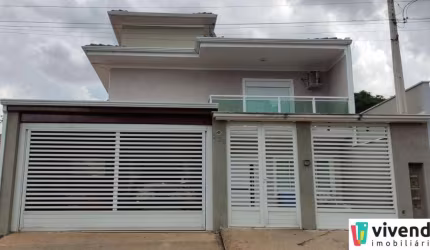 SOBRADO À VENDA NO RESIDENCIAL QUINTA DAS VIDEIRAS EM LOUVEIRA!!