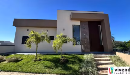 CASA COM 3 QUARTOS EM CONDOMÍNIO FECHADO - BAIRRO MEDEIROS, JUNDIAÍ-SP!!