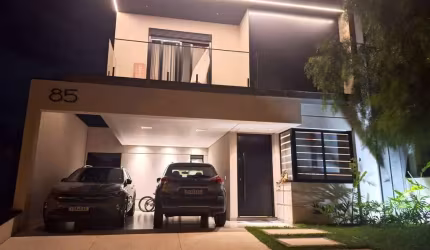 CASA DE CONDOMÍNIO COM 4 QUARTOS E PISCINA! ENGORDADOURO, JUNDIAÍ-SP!