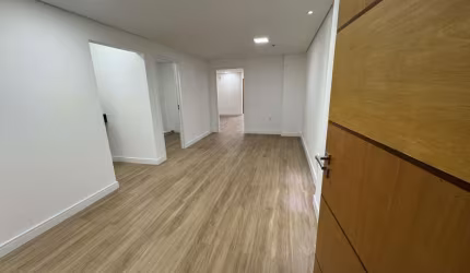 SALA/CONJUNTO COMERCIAL COM 59M² PARA LOCAÇÃO EM JUNDIAí!