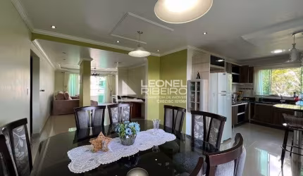 Apartamento à venda com 3 dormitórios, 115,35 m² no bairro Dos Estados em Timbó/SC