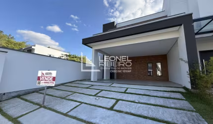 Casa com 3 dormitórios à venda, 139,54m² no bairro Das Capitais - Timbó/SC