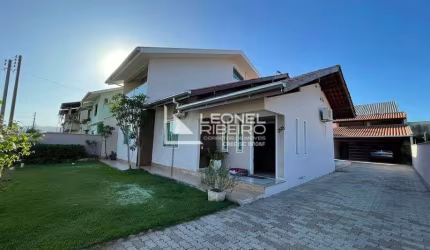 Casa á venda com 3 dormitórios no Bairro das Nações em Timbó-SC