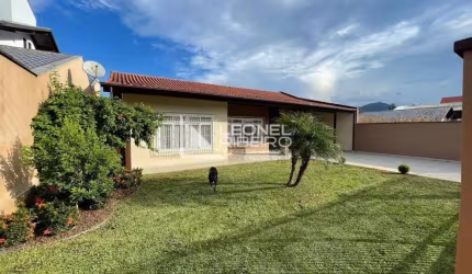 Casa com 4 dormitórios à venda no bairro Das Nações em Timbó/SC