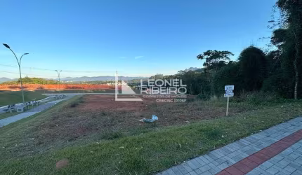 Terreno à venda no bairro Araponguinhas em Timbó/SC