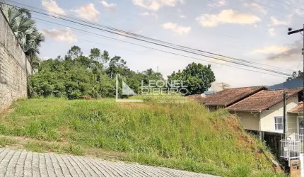 Terreno à venda, 645 m² no bairro Imigrantes em Timbó-SC