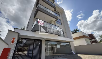 Apartamento com 2 dormitórios à venda, 74,68m² no bairro Centro em Timbó/SC.
