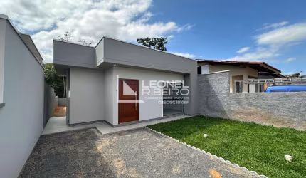 Casa com 2 dormitórios à venda, 71 m² no bairro Divinéia em Rio dos Cedros-SC