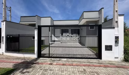 Casa com 2 dormitórios, 74,41 m² à venda no bairro Padre Martinho Stein em Timbó - SC