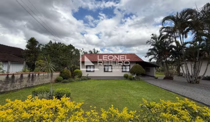 Casa com 2 dormitórios à venda, 114m² no bairro Divinéia em Rio dos Cedros-SC