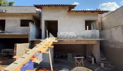 Casa com 3 dormitórios, 101,65 m² à venda no bairro Quintino em Timbó - SC