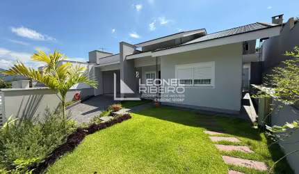 Casa com 3 dormitórios à venda, 160,00 m² no bairro Das Capitais em Timbó-SC