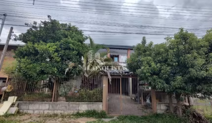 Casa com 5 quartos à venda na Carma Vieira Carnizela, 1096, Jardim Iracema, Caxias do Sul por R$ 380.000