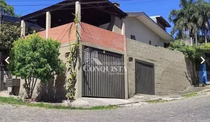 Casa com 2 quartos à venda na Rua Mari Ruffato, 144, Desvio Rizzo, Caxias do Sul por R$ 380.000