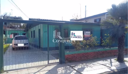 Casa com 3 quartos à venda na Rua João Alexandre Souza, 837, Serrano, Caxias do Sul por R$ 450.000