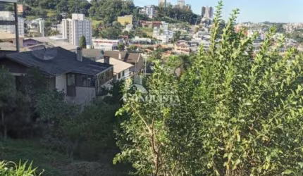 Terreno à venda na Rua Júlio Pedro Pezzi, 276, Panazzolo, Caxias do Sul por R$ 480.000