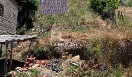 Terreno à venda na Rua Lajeado, São Cristóvão, Caxias do Sul por R$ 115.000