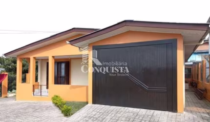 Casa com 3 quartos à venda na Rua Marieta Mazzochini Rigon, 2, Jardim Iracema, Caxias do Sul por R$ 530.000