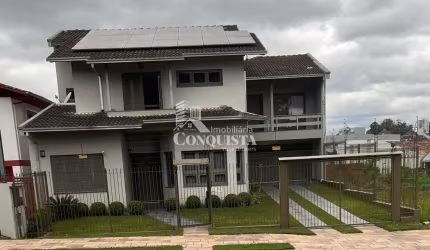 Casa com 3 quartos à venda na Bolivar Pedrotti Melgare, 106, Interlagos, Caxias do Sul por R$ 1.780.000
