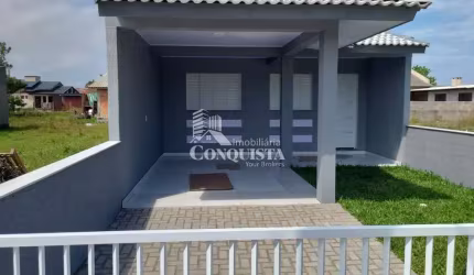 Casa com 2 quartos à venda na João Manoel Victor, 888, Golfinho, Balneário Arroio do Silva por R$ 315.000