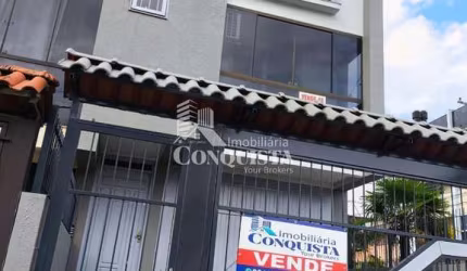 Casa com 3 quartos à venda na Rua Pedro Perondi, 847, Ana Rech, Caxias do Sul por R$ 530.000