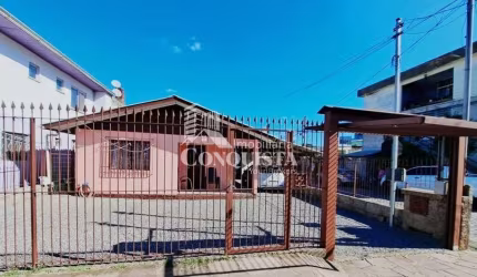 Casa com 2 quartos à venda na Rua Adelino Croda, 64, Serrano, Caxias do Sul por R$ 955.000