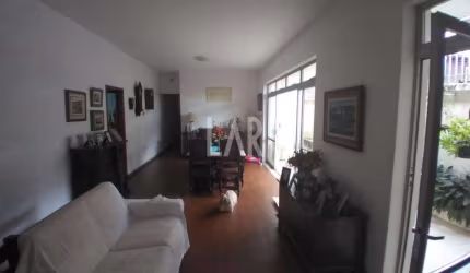 Casa à venda, 6 quartos, 2 suítes, 3 vagas, Santo Antônio - Belo Horizonte/MG