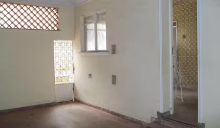 Casa à venda, 4 quartos, 1 suíte, 3 vagas, Santo Antônio - Belo Horizonte/MG