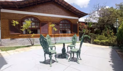 Casa à venda, 4 quartos, 1 suíte, 4 vagas, Cruzeiro - Belo Horizonte/MG
