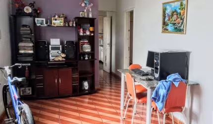 Casa Comercial à venda, 8 quartos, Sagrada Família - Belo Horizonte/MG