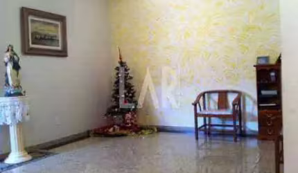 Casa à venda, 4 quartos, 2 suítes, 3 vagas, Floresta - Belo Horizonte/MG