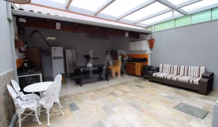 Casa Geminada à venda, 3 quartos, 1 suíte, 4 vagas, Serrano - Belo Horizonte/MG