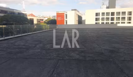 Loja com 40 m² e terraço com 650 m² na Avenida Raja Gabaglia e Barão Homem de Melo