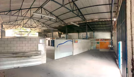 Galpão à venda, 5 vagas, Heliópolis - Belo Horizonte/MG