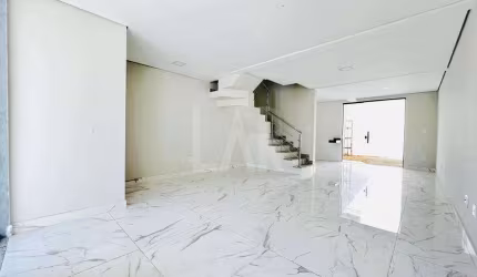 Casa Geminada à venda, 3 quartos, 1 suíte, 2 vagas, Santa Rosa - Belo Horizonte/MG
